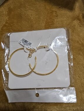 Gold Hoop Earrings - Classic Lightweight Hoop Earrings in Gold approx 2 Inches